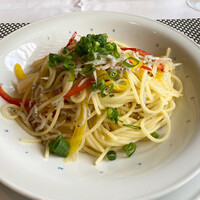 ペルゴーラ - しらすのスパゲッティ