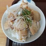 喜多方ラーメン 天高盛 - 半チャーシュー丼