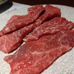 Kuroge Wagyuu Ittougai Yakiniku To Takitate Donabe Gohan Ichi Bakouji - 