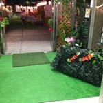 楽園ビアガーデン - 草津熱帯圏を彷彿させてくれる、楽園のゴーヂャスなエントランス