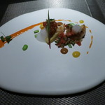 エクアトゥール - オードブル　ラングスティーヌとスモークした帆立のポアレ　ギリシャ風ソース