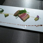 エクアトゥール - オードブル　ルーアン鴨とフォアグラのユール仕立て