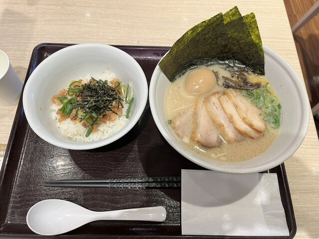 RAMEN EXPRESS 博多 一風堂 三井アウトレットパーク仙台港店（ラーメンエクスプレス） - 中野栄（ラーメン）の写真