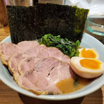 横浜ラーメン 渡来武 - 