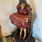 時々カフェ - こちらも入り口入ってすぐにおられる:(´･ω･)ω･`): 　　　　  魔女さん