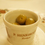 マダム・トキ - 突きだしのオリーブ