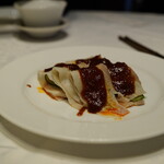 四川豆花飯荘 - 蒸し鶏の辛味胡麻ソースかけ