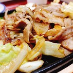 焼魚定食と釜戸ごはん ゆめタウン徳島食堂 - 鉄板豚生姜焼定食