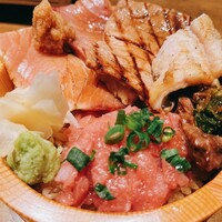 焼うお いし川 名古屋 - おまかせ炙り丼