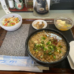 中国料理 頤和園 - 酸辣湯麺小盛り