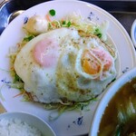 徳市 - 目玉焼き　250円