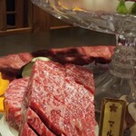 個室焼肉 夜桜 - 