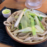 角萬 - 冷やし肉南　太麺950円