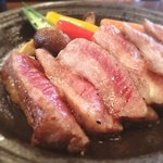 TAKEO - A5ランクの極上牛肉、飯村牛！肉汁あふれるジューシーな味わい❀◟꒰′◡‵꒱◞❀