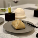 レストラン ラ・フロレゾン・ドゥ・タケウチ - パン