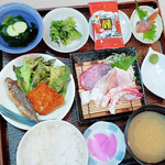 Masuyone Oshokujidokoro Magokoroya - まごころ屋定食（炙り海鮮）