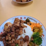 Chuukaryouri Suehiro Tei - 漂流食堂　魯肉飯　