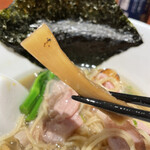 酒肴場 屯 - 材木系メンマは食感も良く、味付けも良い塩梅