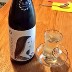 AJICO Salon - 日本酒「MONSOON 」をSultan Salon 扱いトルコのチャイグラスで頂く。