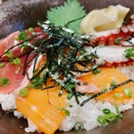 Syunsyokusyu teuchisoba tamagawa - 海鮮丼アップ