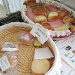 パン&カレー工房 - パン