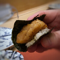 鮨 そえ島 - ◆帆立・・肉厚で美味しい。上質な海苔と共にいただくと、より美味しい。