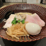 Tokyo Style Noodle ほたて日和 - 「特製」帆立の昆布水つけ麺 醤油     1400円