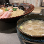 Tokyo Style Noodle ほたて日和 - 「特製」帆立の昆布水つけ麺 醤油     1400円