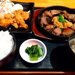 Washoku Resutoran Tengu - ②サイコロステーキと鶏の唐揚げセット(ご飯大盛)