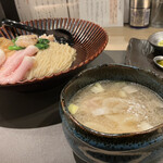 Tokyo Style Noodle ほたて日和 - 「特製」帆立の昆布水つけ麺 醤油     1400円