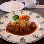 Eru Toro Koube - 日替わりランチ(和牛ヘレカツ 1,200円)
                        スープ･ライス･サラダ･コーヒー付き