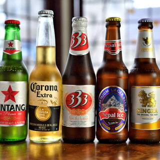 Variety of drink menus including beer, wine, and cocktails ◎