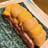 西麻布けんしろう - 馬糞ウニのグラデーションがなんだかケーキみたい、アハッ\(//∇//)\
