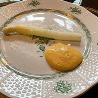 銀座うかい亭 - 白アスパラガスのレモン煮