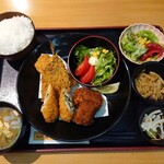 海鮮 縁食堂 - 日替わり定食の「ミックスフライ定食 (790円・税別)」