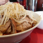 ラーメン二郎 - ラーメン半分＋ニンニク＋ＳＫ玉子