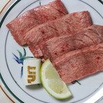 Temomitare Yakiniku Sekaiichi Himana Yakinikuya Pikkora - 