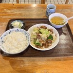 天津食堂 - ホイコーロー定食(¥860)