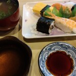 山本寿司本舗 - 