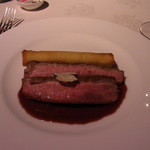 フランス料理グルメ - 私が頼んだ鴨肉。こんなに柔らかで深い味わいの鴨肉は初めて