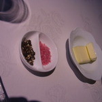 フランス料理グルメ - 「料理にお好みでお使いください」と出てきたレッドソルトと黒胡椒