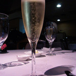 フランス料理グルメ - スパークリングワイン（１０００円）