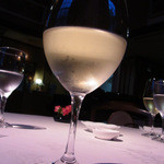 フランス料理グルメ - グラスワインの白（８００円）