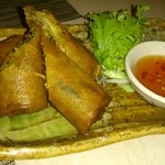 タイ国料理　チャイタレー - ・ポーピャトード（450円）豚挽肉と春雨入り自家製揚げ春巻き