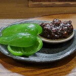 桶家乃隠居 - 高知の生ピーマンと肉味噌