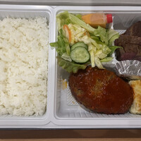 びふてき洋食存じやす - 