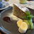 古民家 萬's Cafe - 料理写真:バナナケーキを選択しました。フルーツが付いてて嬉しい。