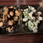 道しるべ - お通し ひじき・ほうれん草白和え