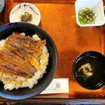 うなぎ料理 丑松 - うなぎ丼 特上