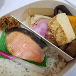 一汁旬菜 日本橋だし場 - 料理写真:だしわっぱ飯。